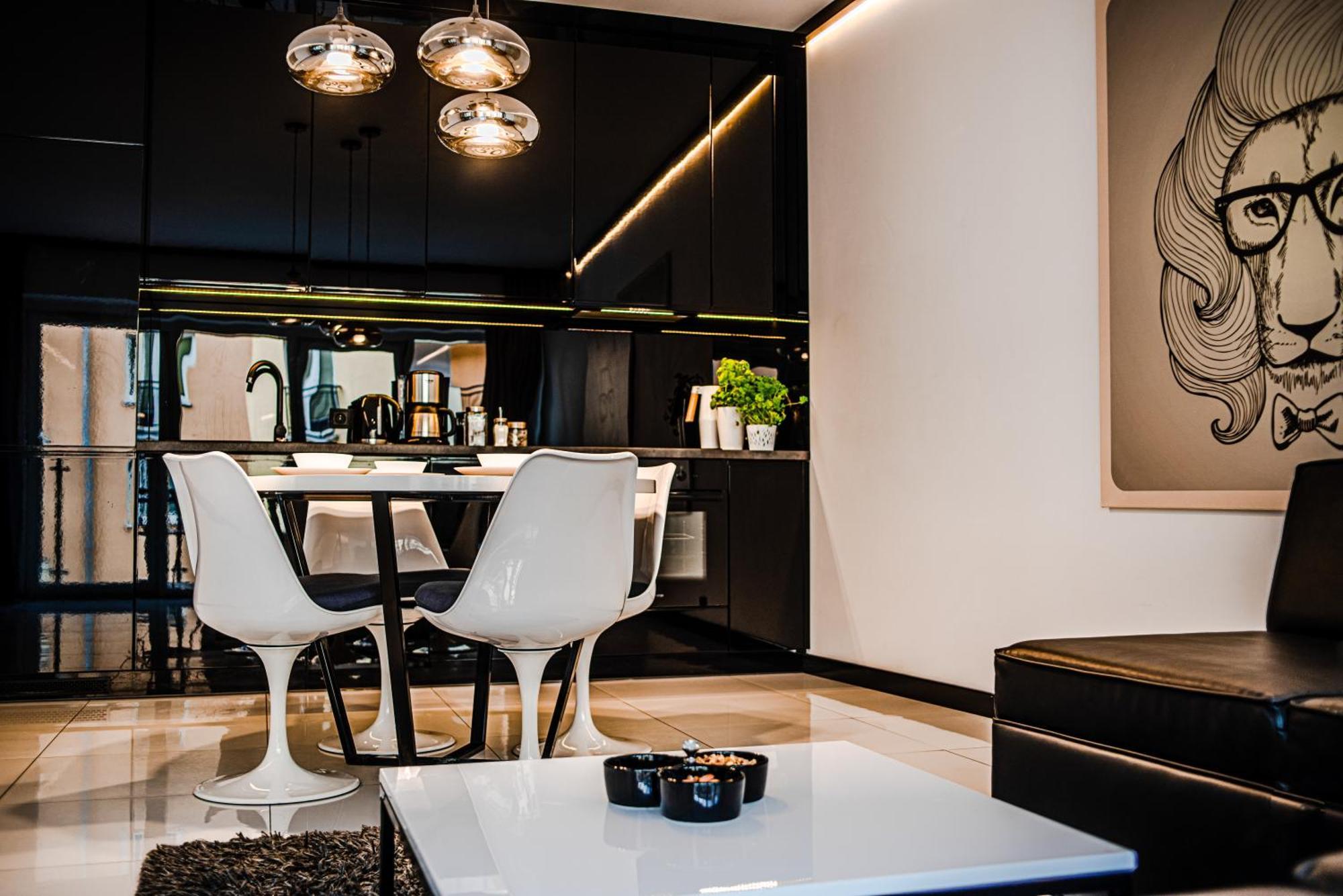 Apartamenty Homely Place Serce Poznania - Stary Rynek - Parking Værelse billede