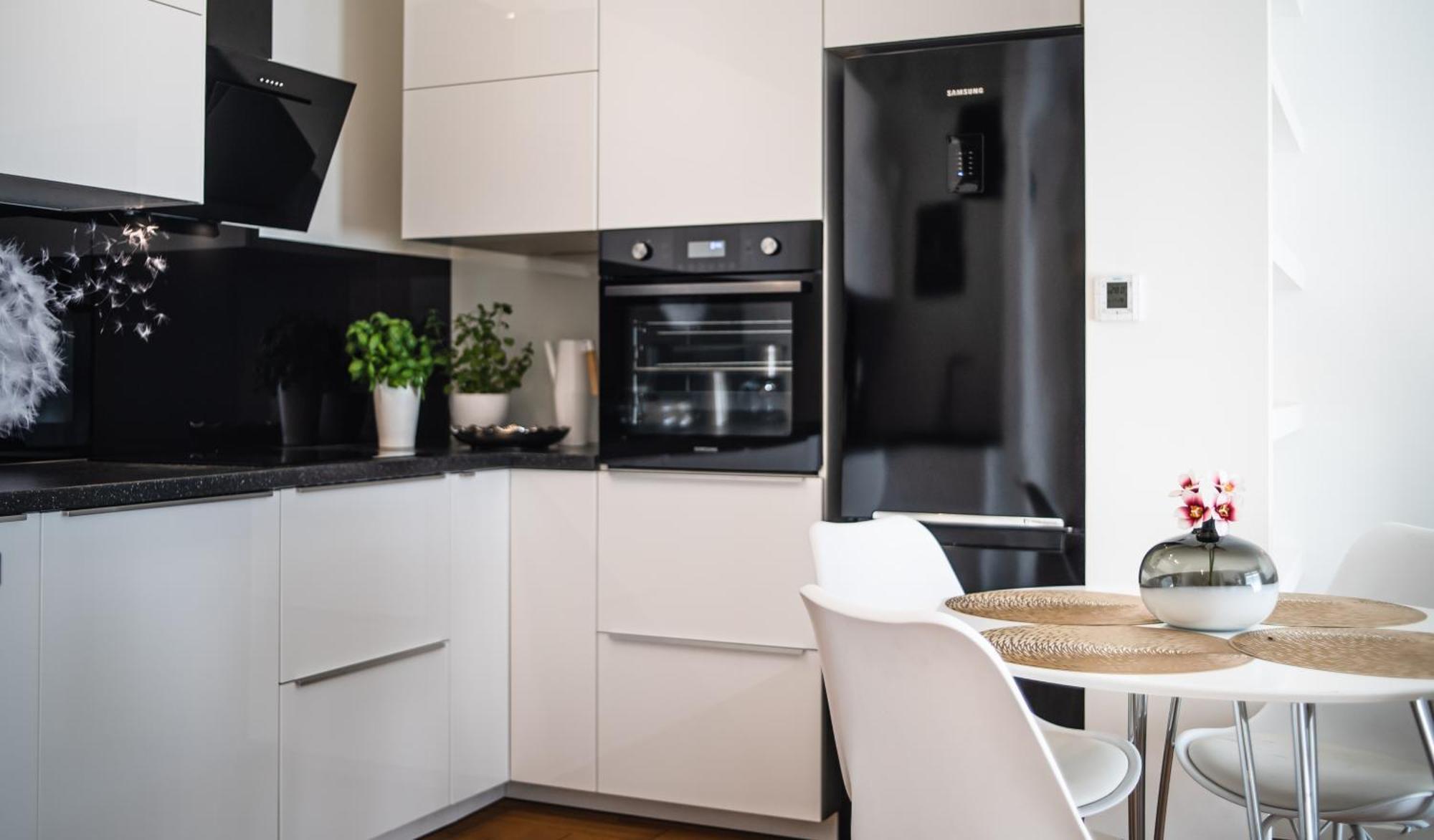 Apartamenty Homely Place Serce Poznania - Stary Rynek - Parking Værelse billede